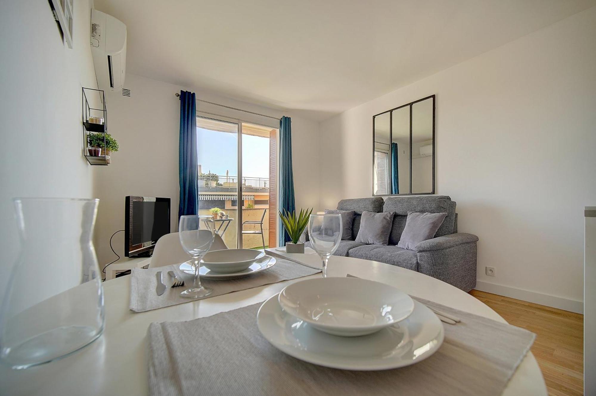 Le Palm - 100M Plage - Croisette - Verriere Cote D'Azur 戛纳 外观 照片
